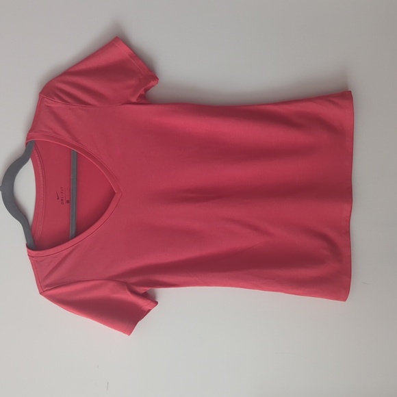 Nike Womens Dri Fit red V-Neck T-shirt S - Picture 1 of 3